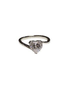 Vintage Solitaire Ring Silver Tone Heart Shaped Center Size 8 Womens